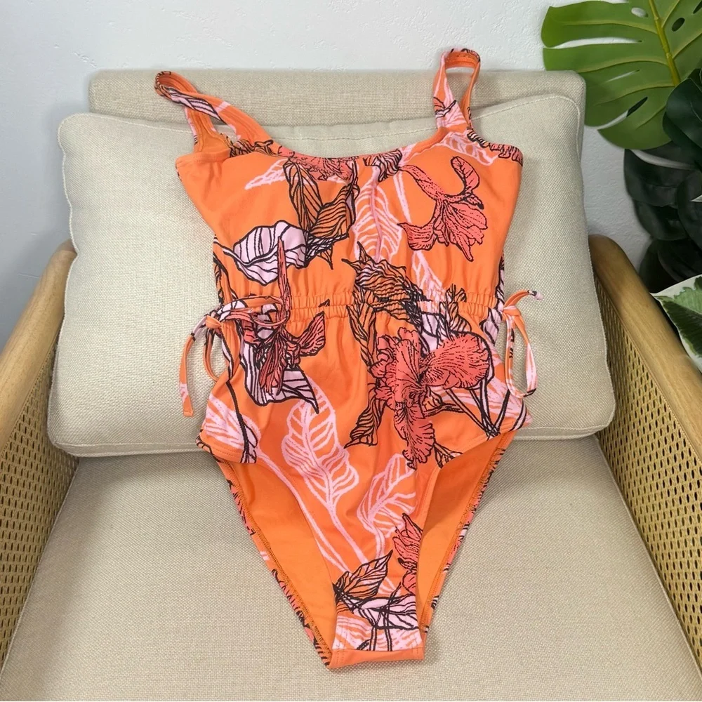 NWOT Hutch Mendes One Piece Swimsuit Size small